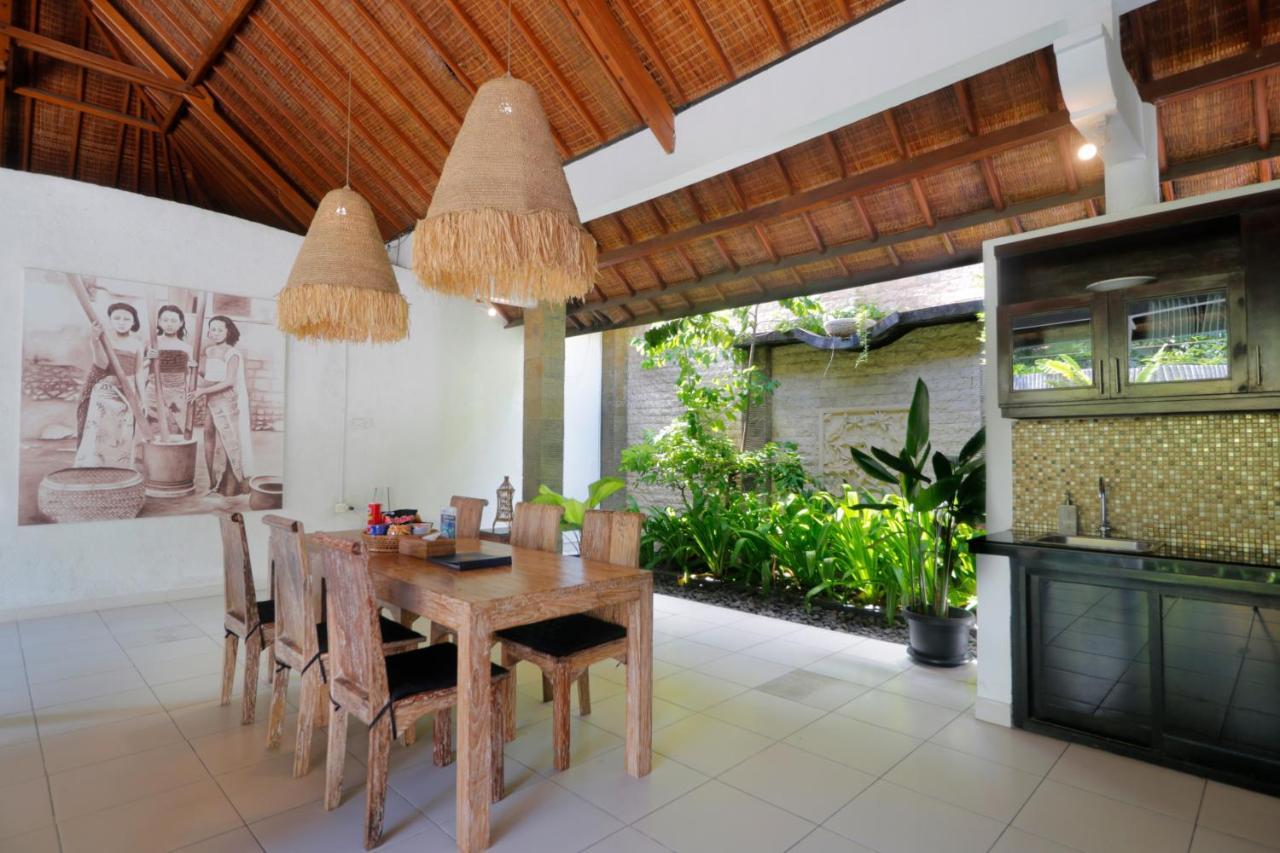 Singgah Villas Seminyak Exterior foto